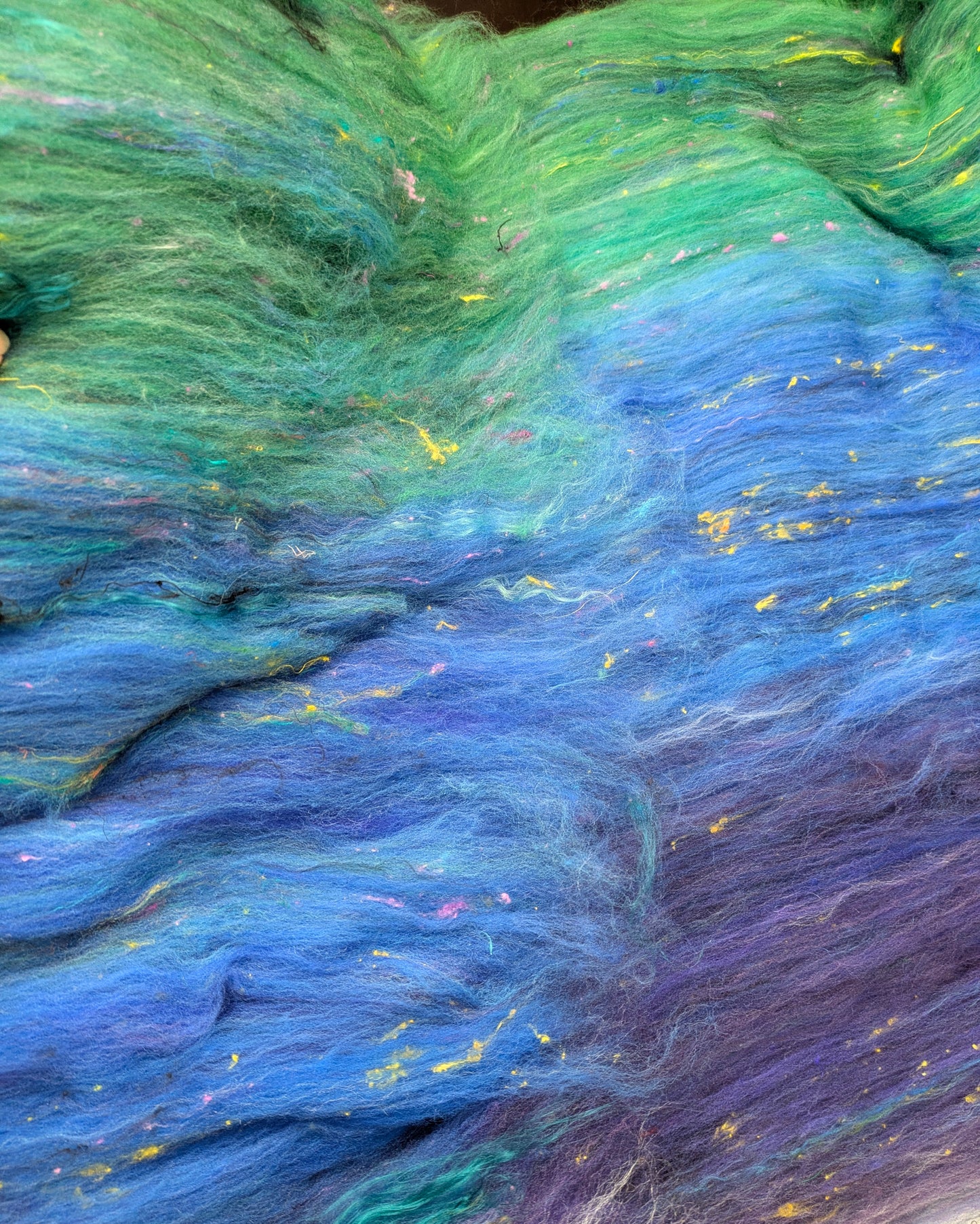 Starling - textured gradient batt 4.8 oz