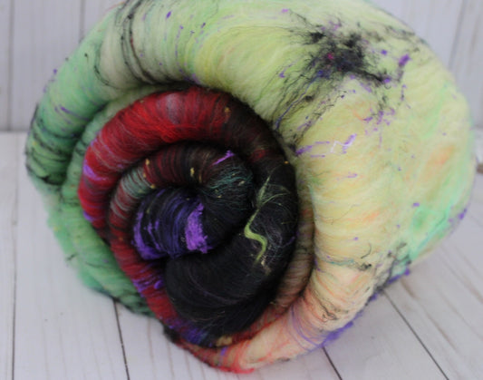 Poison Apple textured art batt 5.0 oz