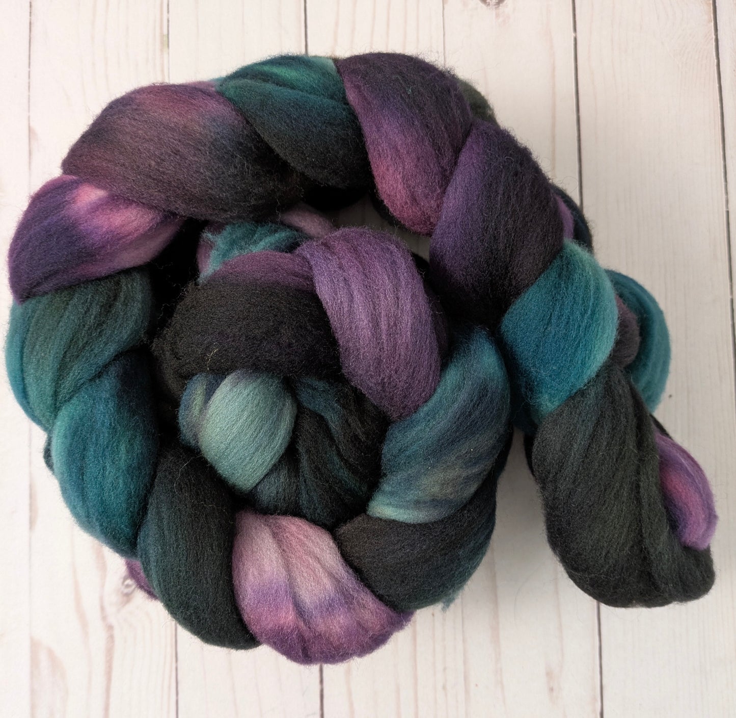 Abyssal - dyed targhee fiber 4.6 oz