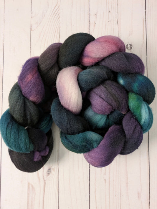 Abyssal - dyed targhee fiber 4.6 oz